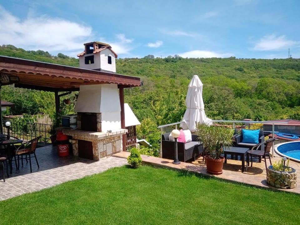 Vila Roza Balchik Luaran gambar